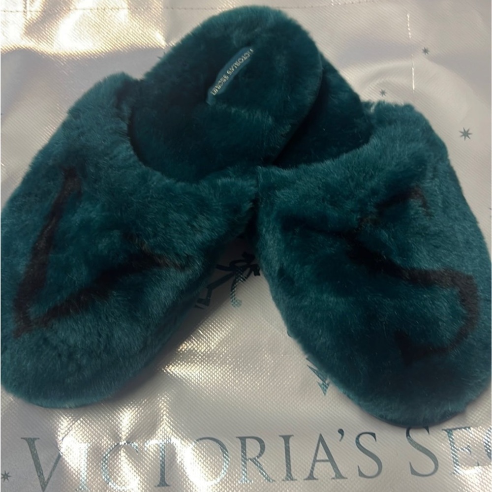 Victoria secret slippers